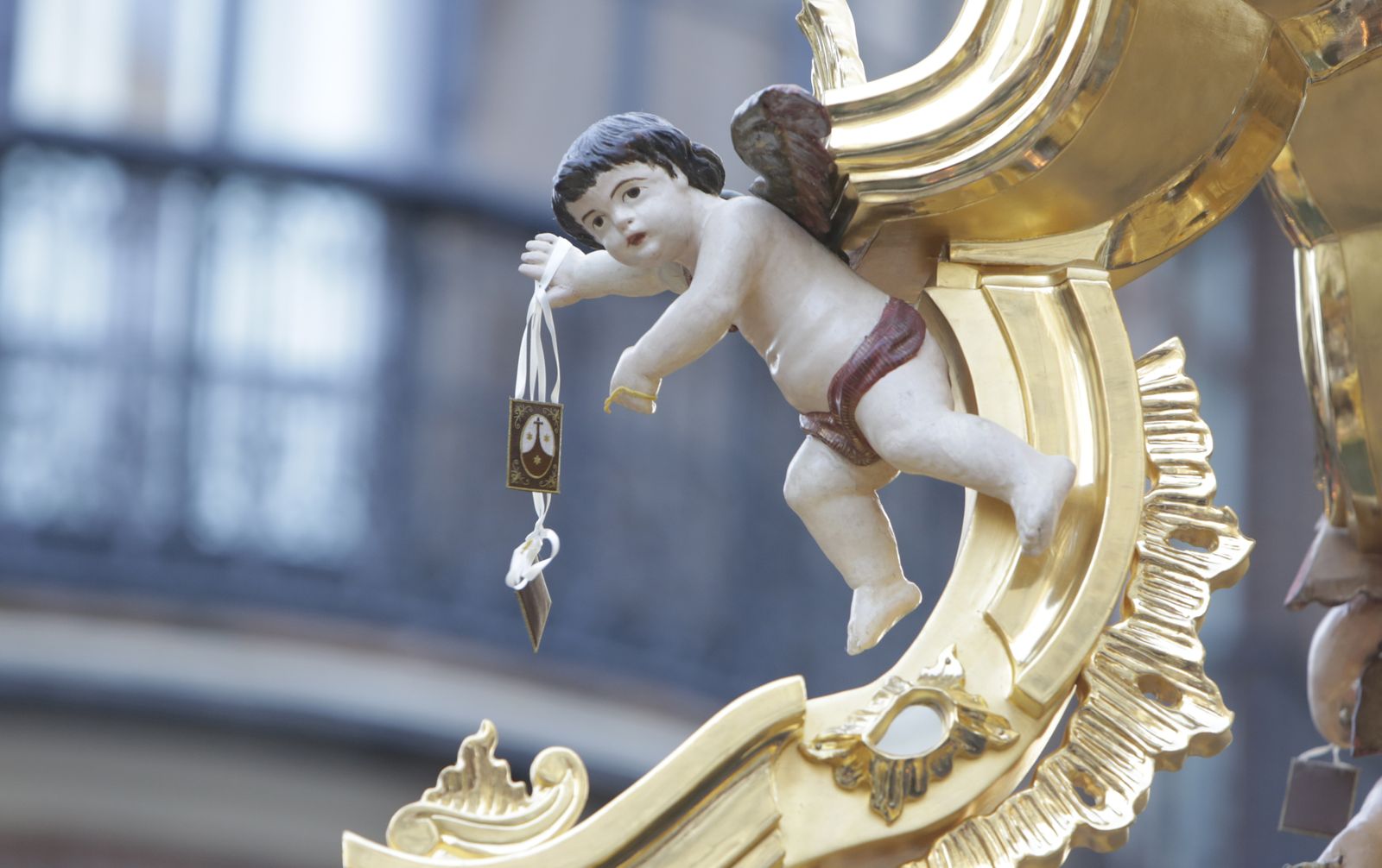 Niño Jesús de Praga, Santo Angel