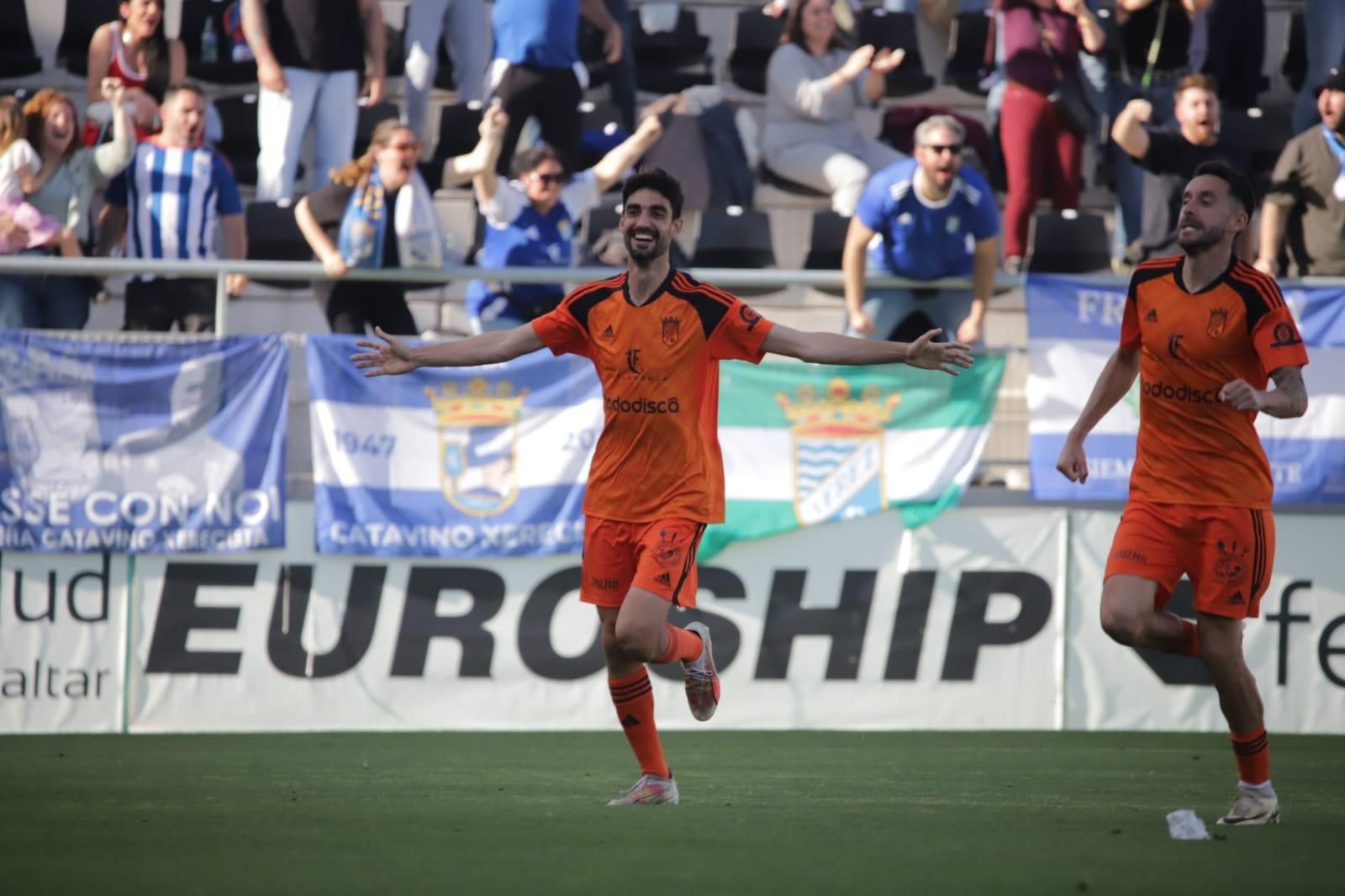 Imágenes del triunfo del Xerez CD ante la Balona en La Línea
