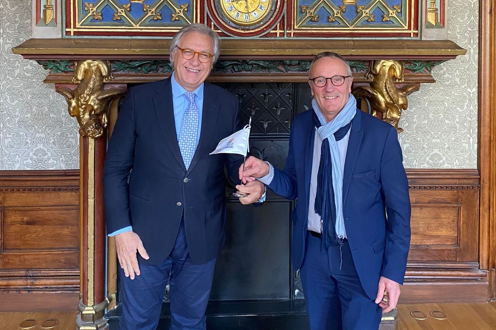 Francisco Camas, recogiendo el testigo de Wroclaw en la Asamblea General de EuroEquus.