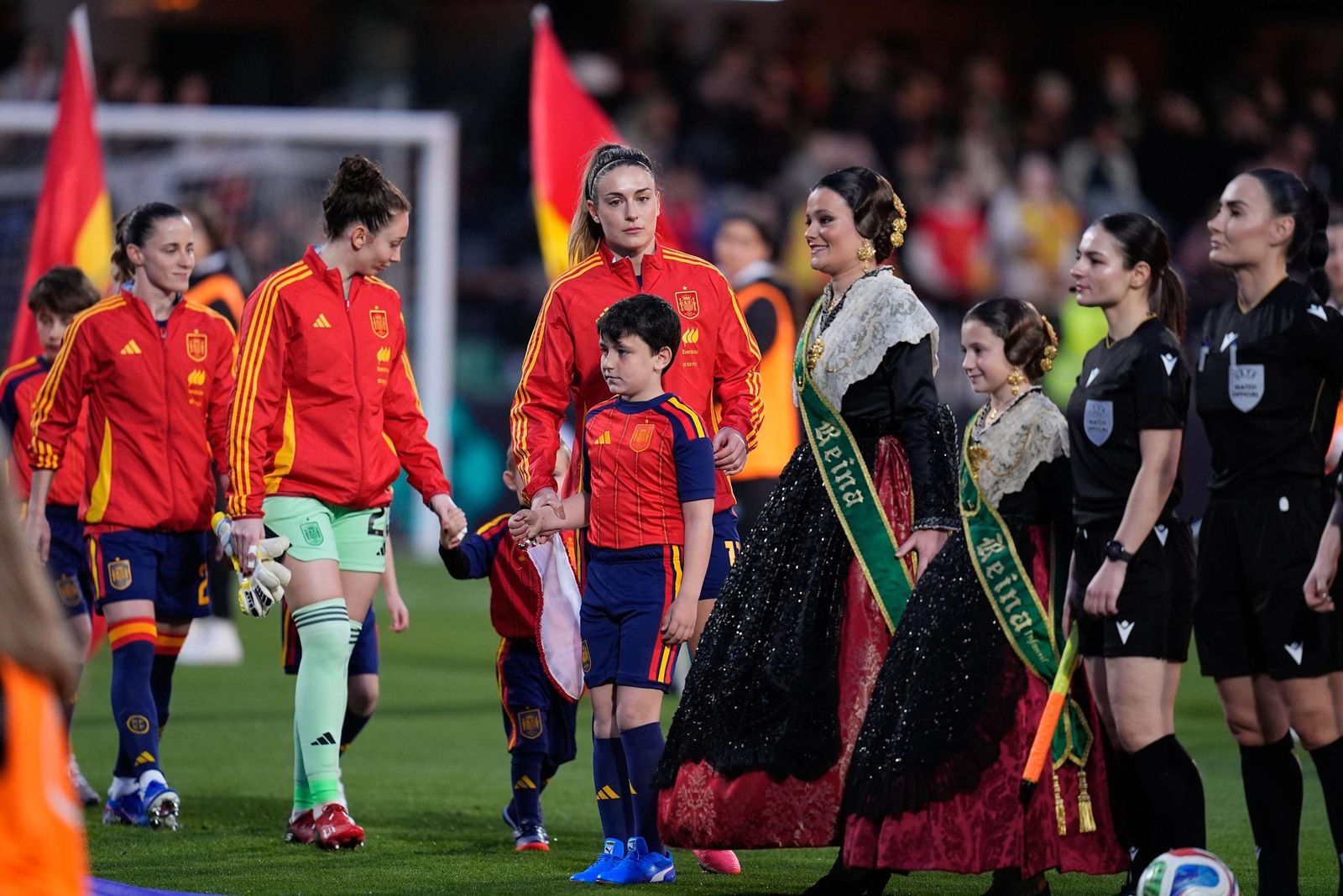 Las fotos del España-Islandia de fútbol femenino
