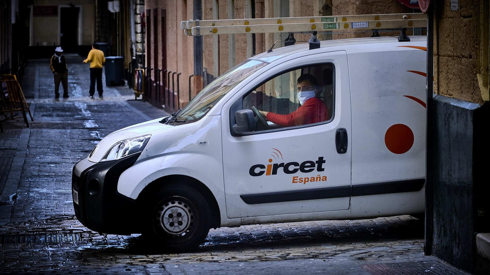 Un conductor de furgoneta