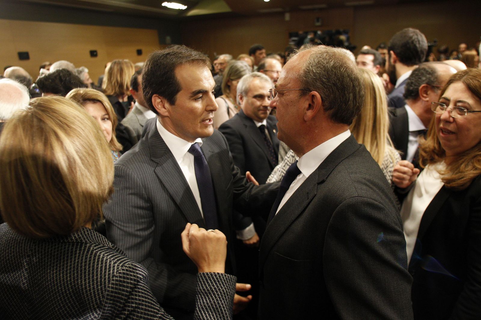 Los miembros del gabinete de Zoido juran sus cargos