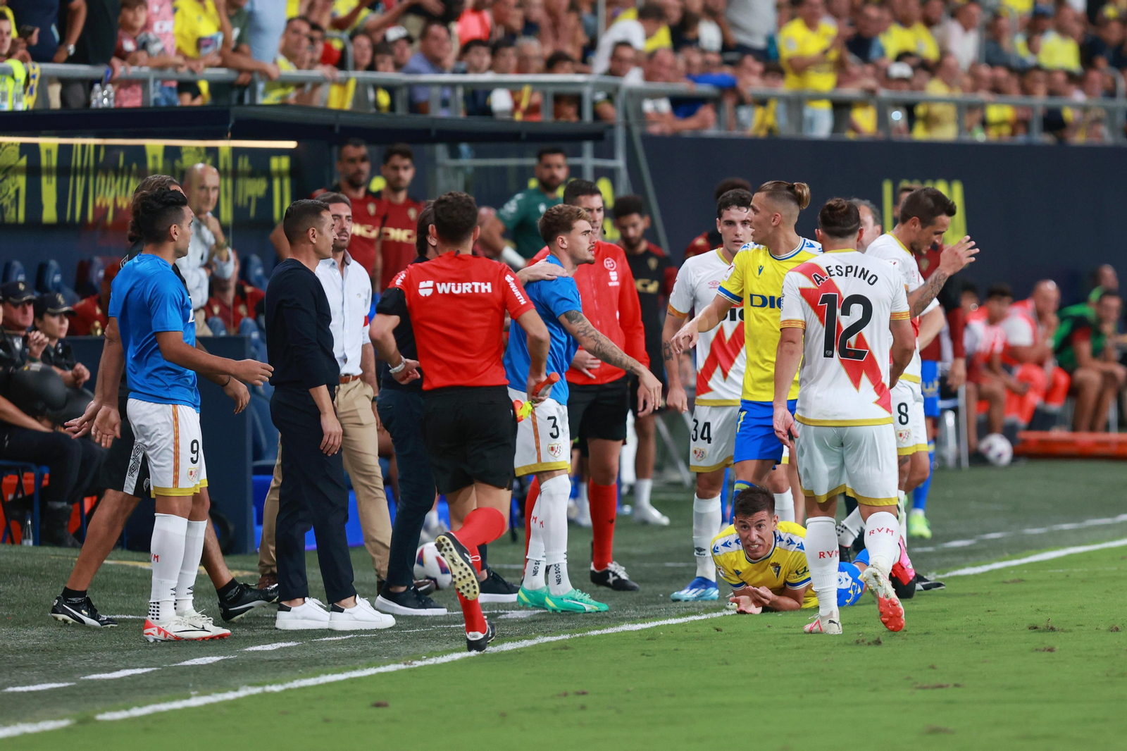 Las imágenes del Cádiz CF-Rayo Vallecano