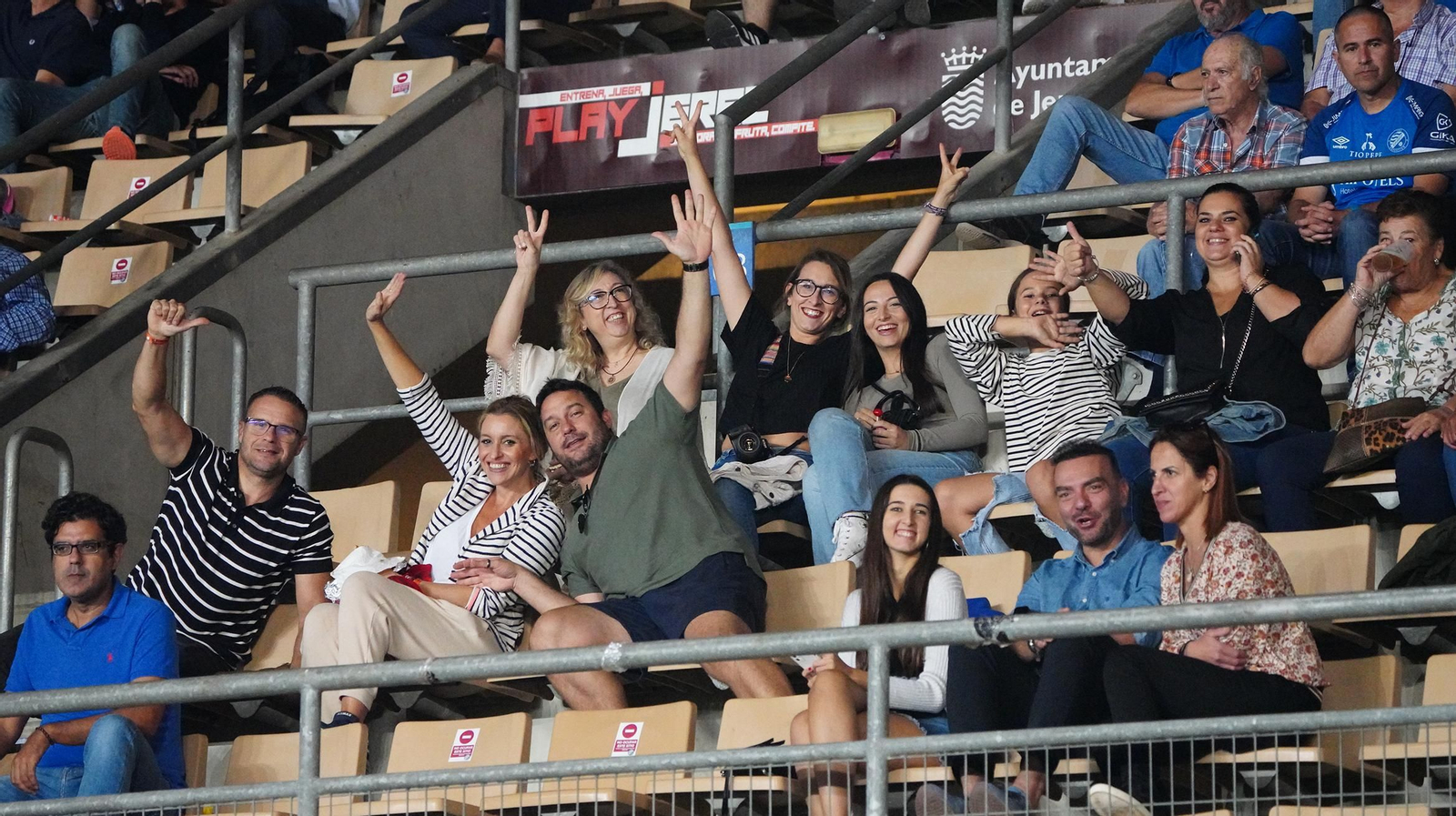 Búscate en el partido del Xerez DFC - Cádiz Mirandilla