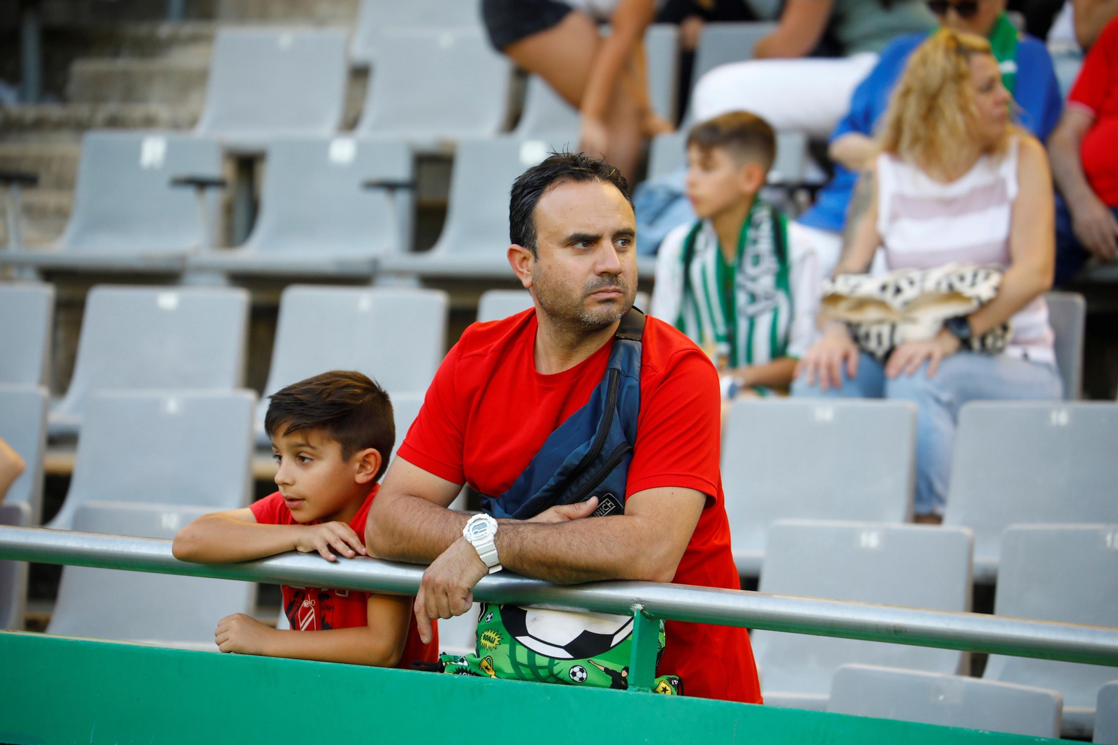 Las mejores fotos del ambiente en el Córdoba CF - Racing Ferrol