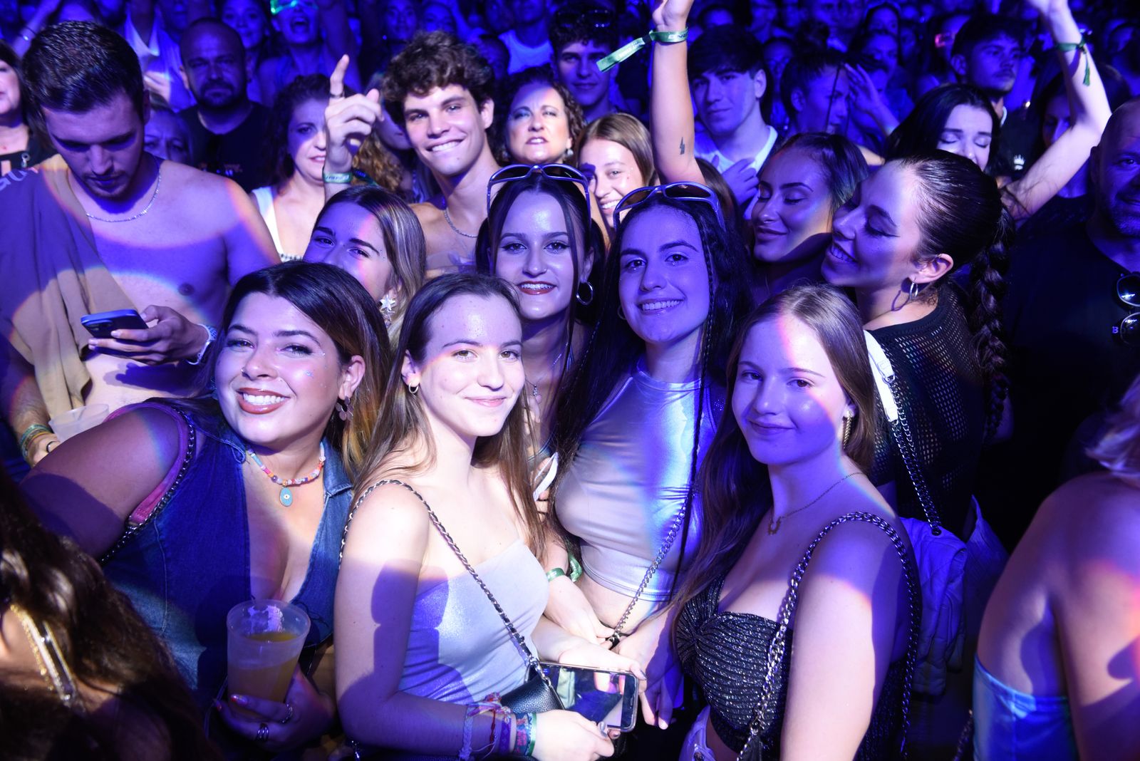 Búscate en el concierto de Rauw Alejandro en la cartuja