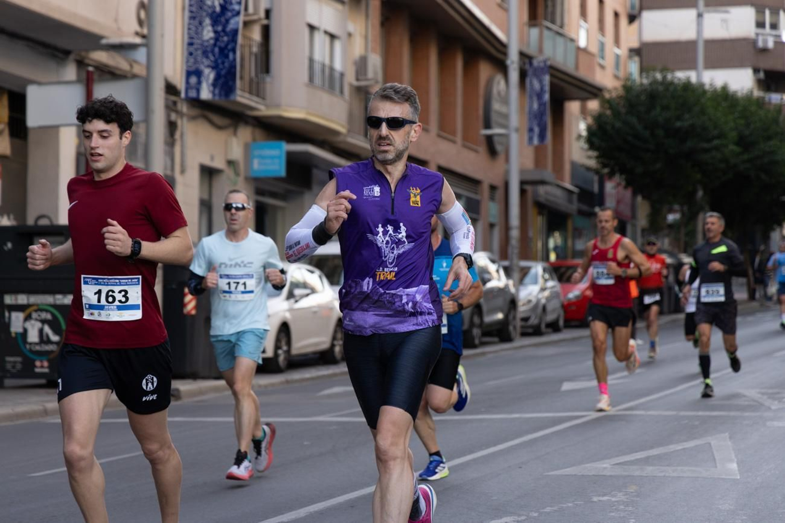 En imágenes: multitudinaria e histórica XXIX Media Maratón 'Ciudad de Jaén' y 10k en memoria de Paco Manzaneda (2)