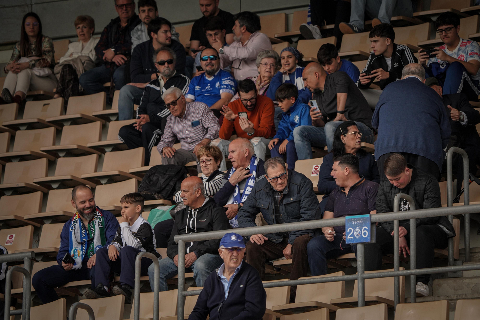 Búscate en el partido del Xerez DFC - Espeleño