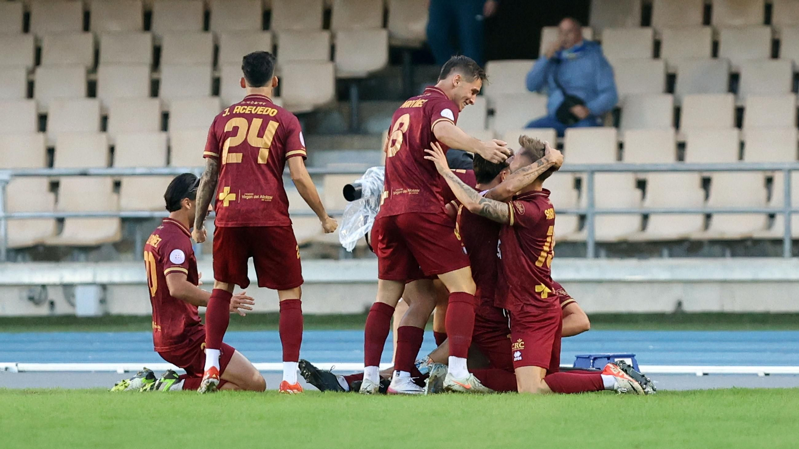 Imágenes del Xerez CD contra el Lorca Deportiva en Chapín