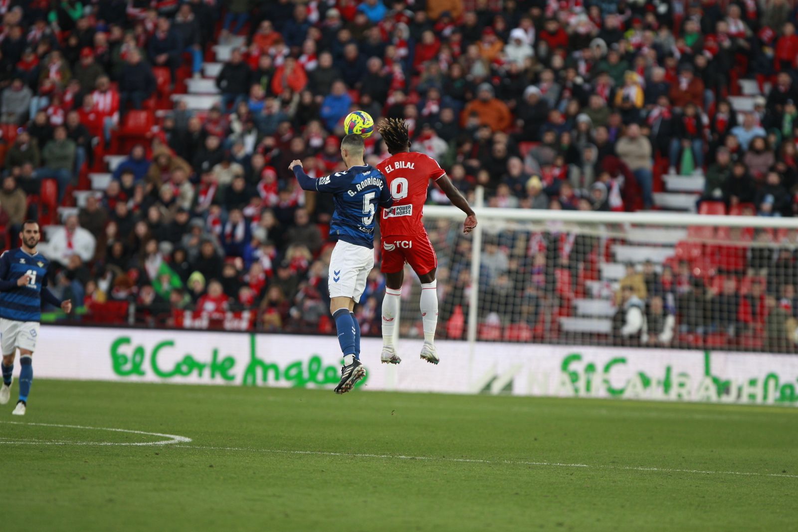 Imágenes del partido de fútbol U.D. Almería-Real Betis Balompié