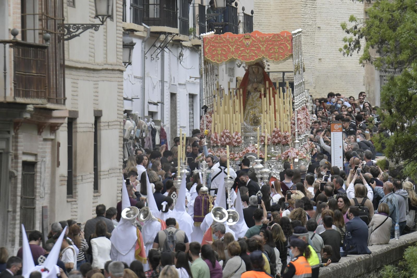 Fotos de Los Dolores en el Lunes Santo de la Semana Santa de Granada