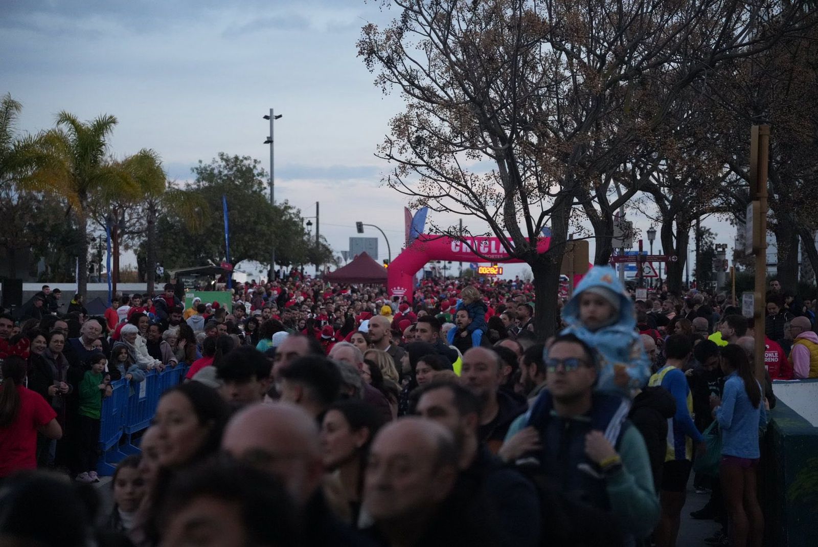 Imágenes de la XII Carrera San Silvestre Chiclanera