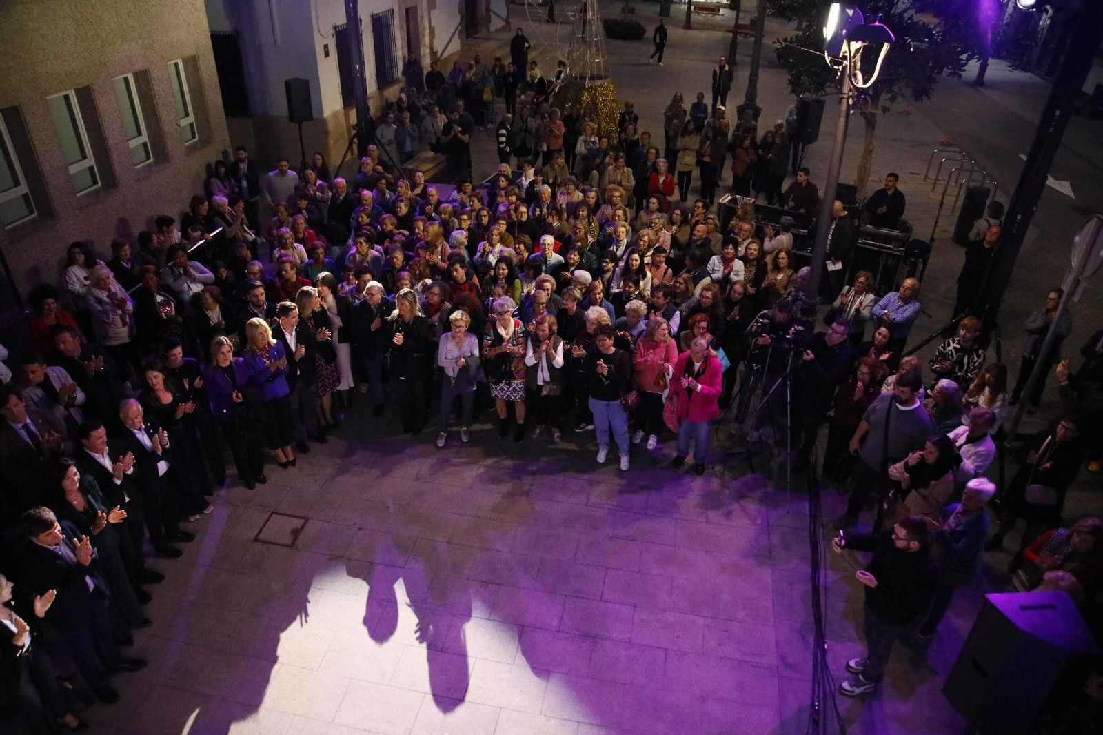 Manifestación por el 25 N en Roquetas de Mar