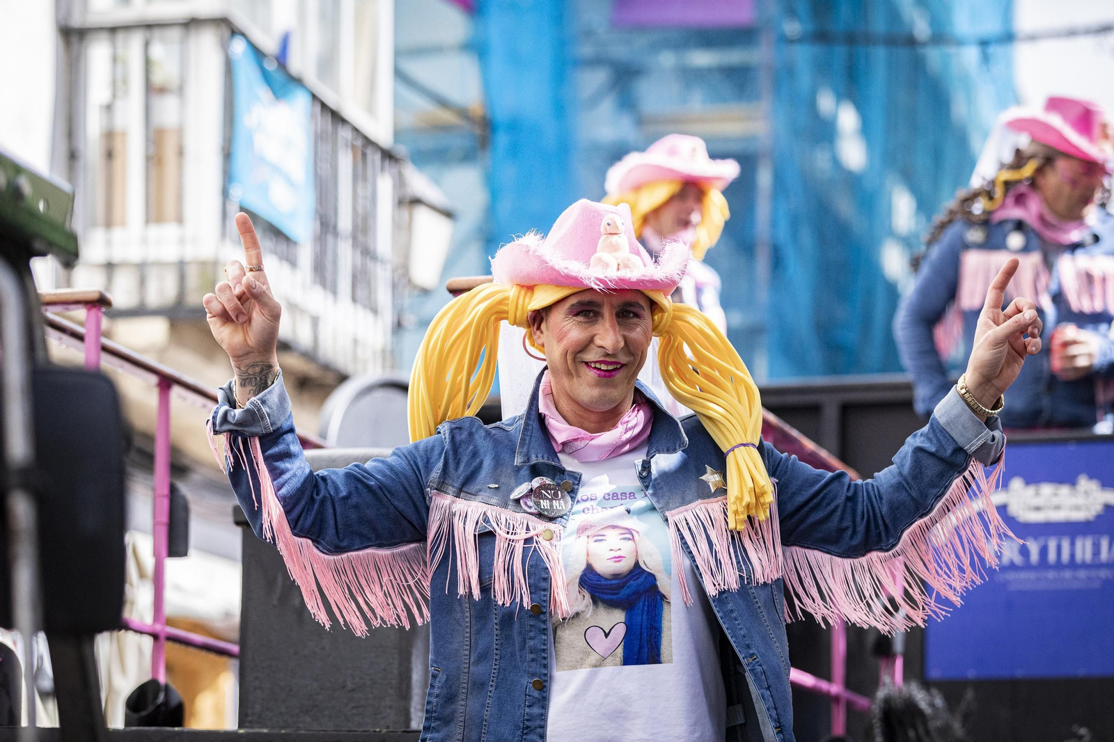 Las imágenes del segundo sábado de Carnaval de Cádiz 2025: Carrusel de coros bajo la lluvia