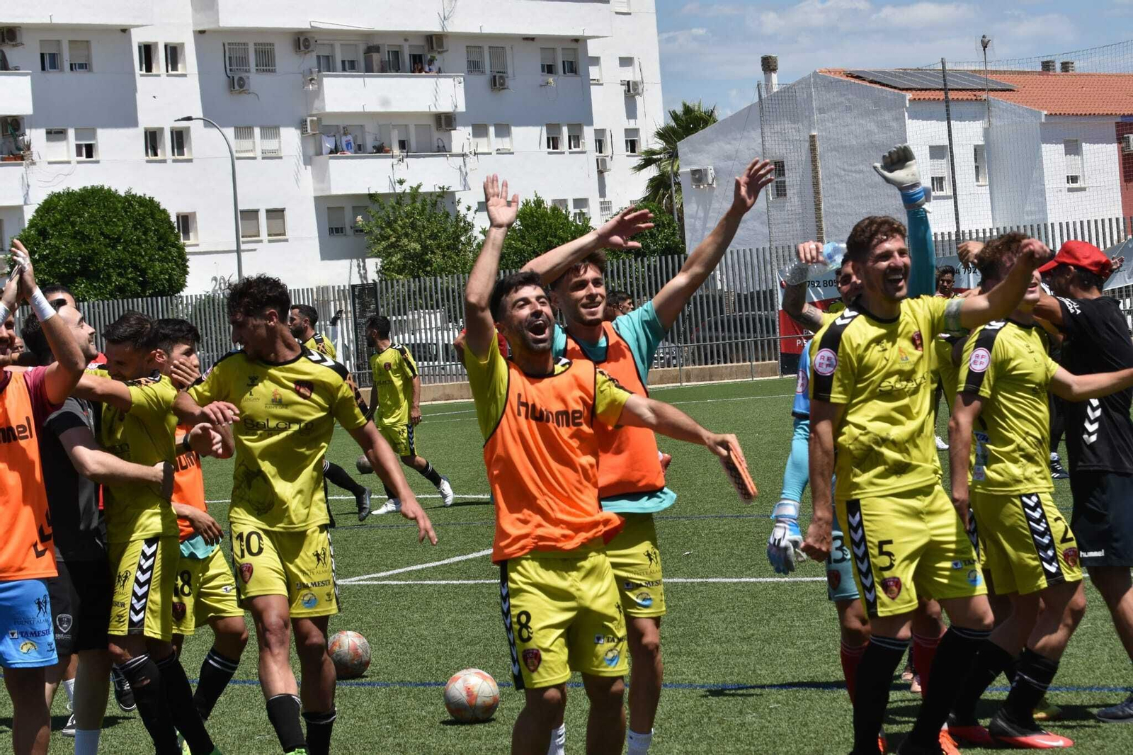 Las mejores fotos del triunfo del Salerm Puente Genil ante el Gerena en el 'play off' de ascenso a Segunda RFEF