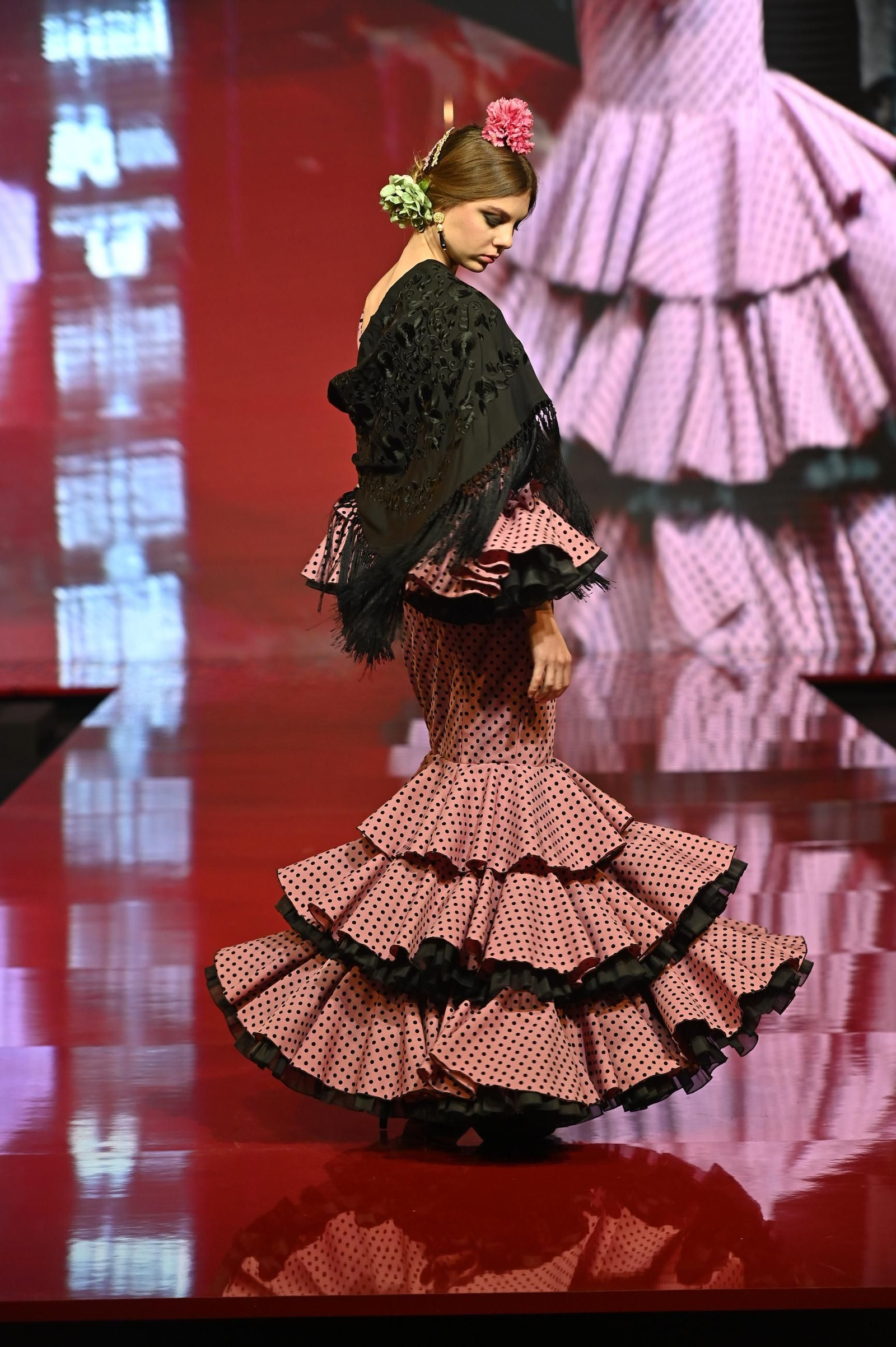 Huelva Flamenca 2025: Desfile de Merche Caparrós