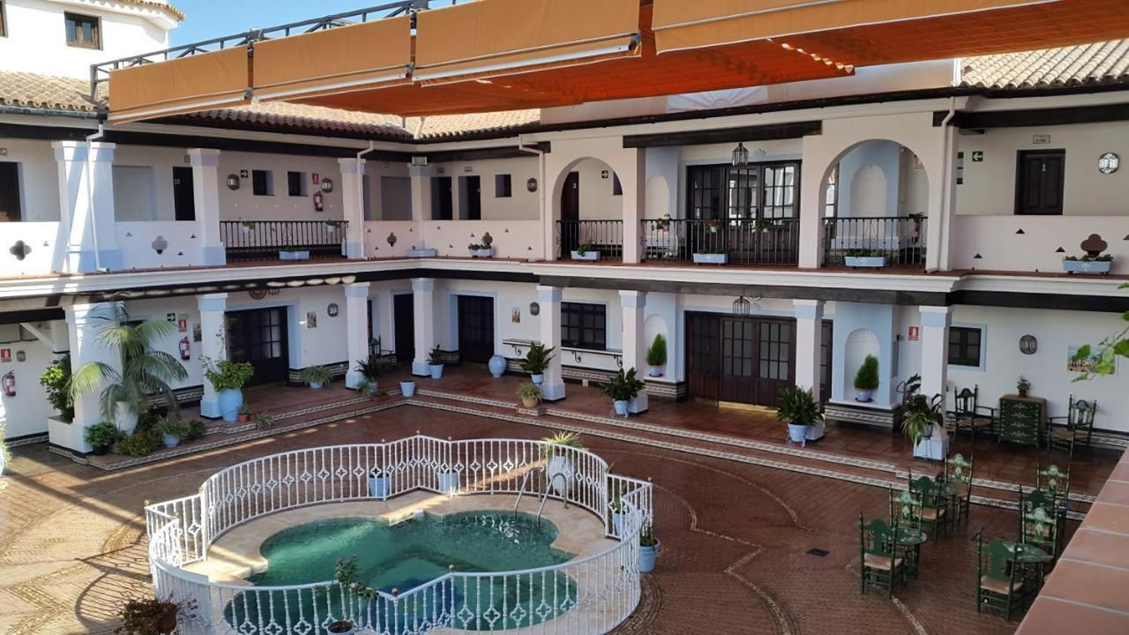 Palacio Doñana (El Rocío) Palacio Doñana (El Rocío)