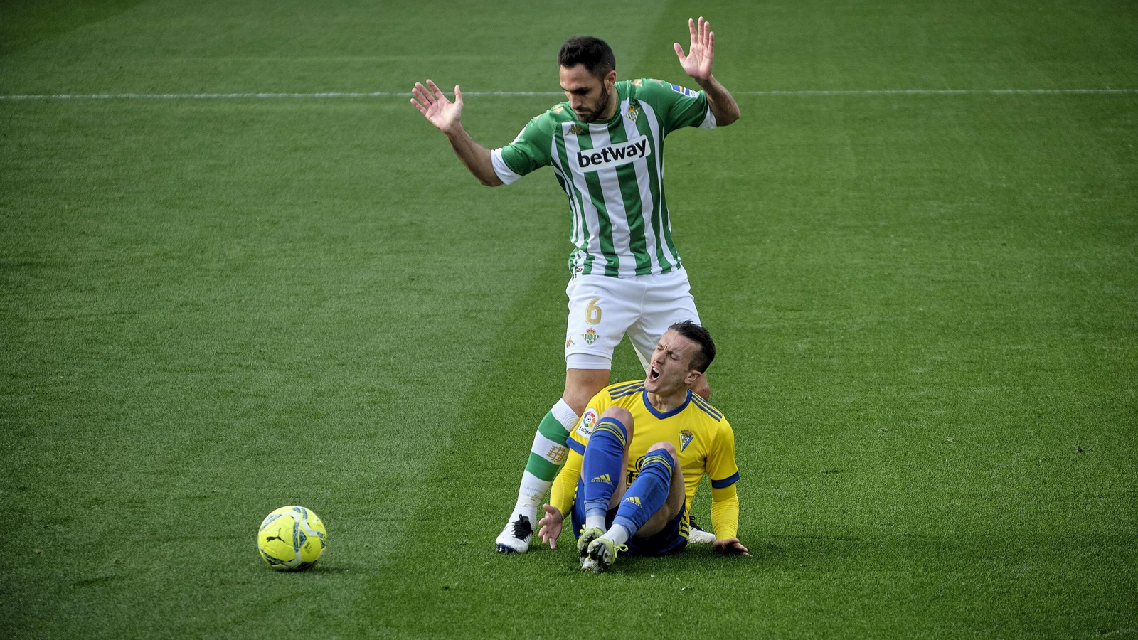 Partido Cádiz CF - Real Betis. Partido Cádiz CF - Real Betis.