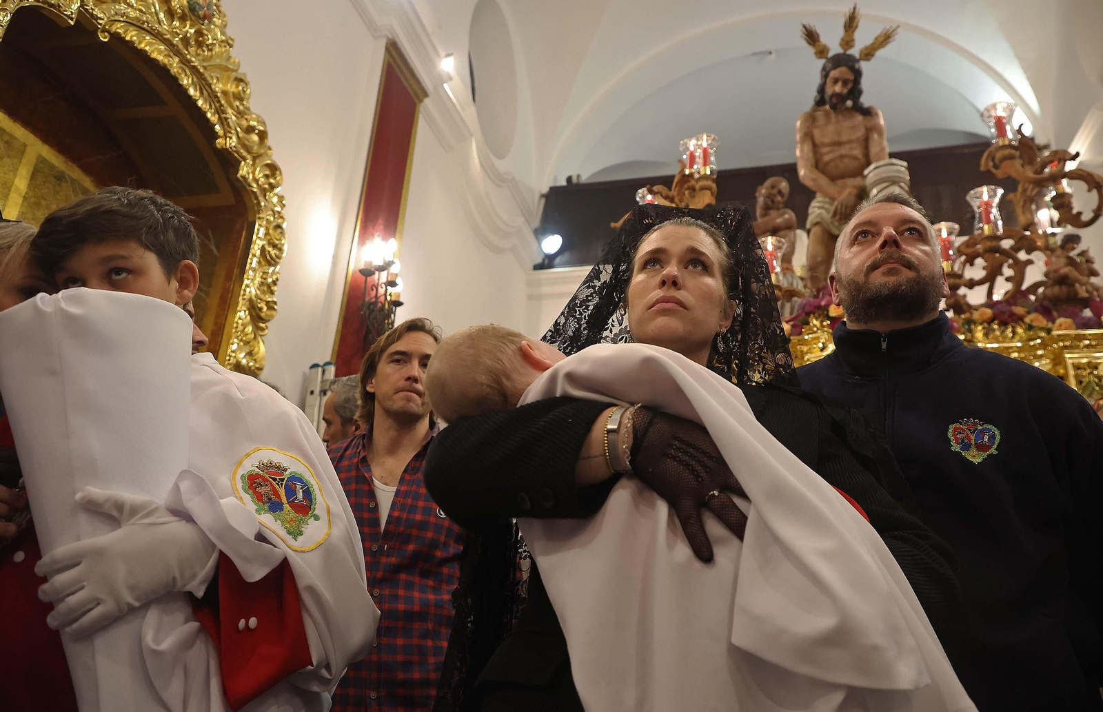 Fotos del Lunes Santo en Algeciras: Coronado de Espinas y La Columna