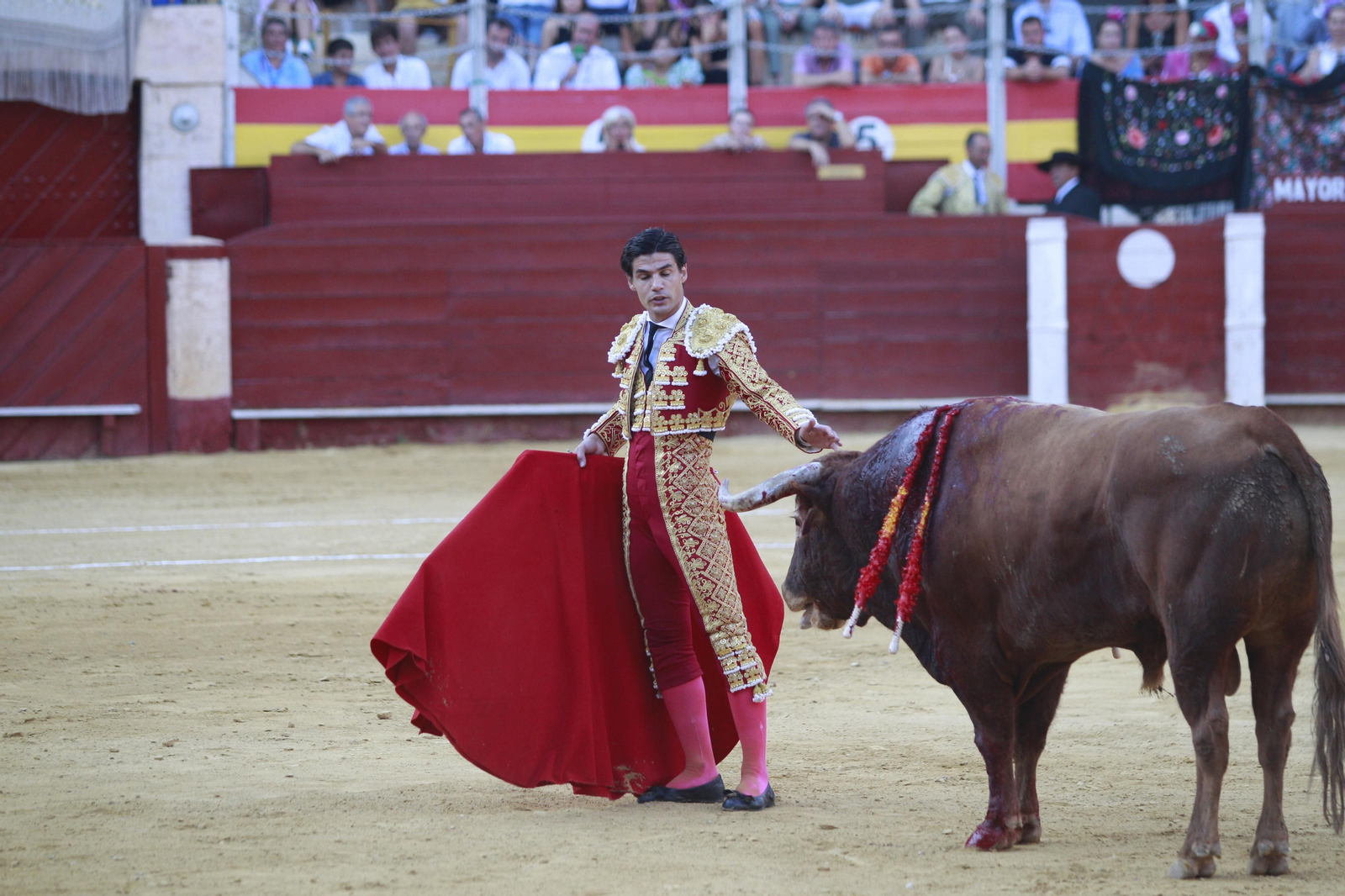 Triunfo del diestro Emilio de Justo en la Corrida de Toros de la Feria de Almería 2023