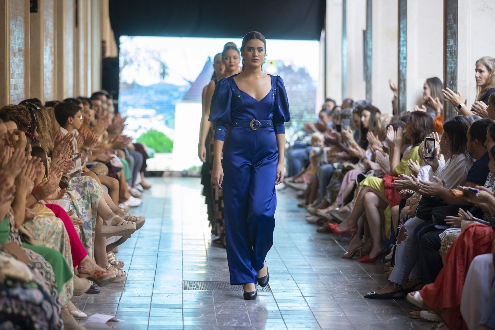Imágenes del desfile 'Huelva provincia de moda' en la Gran Vía