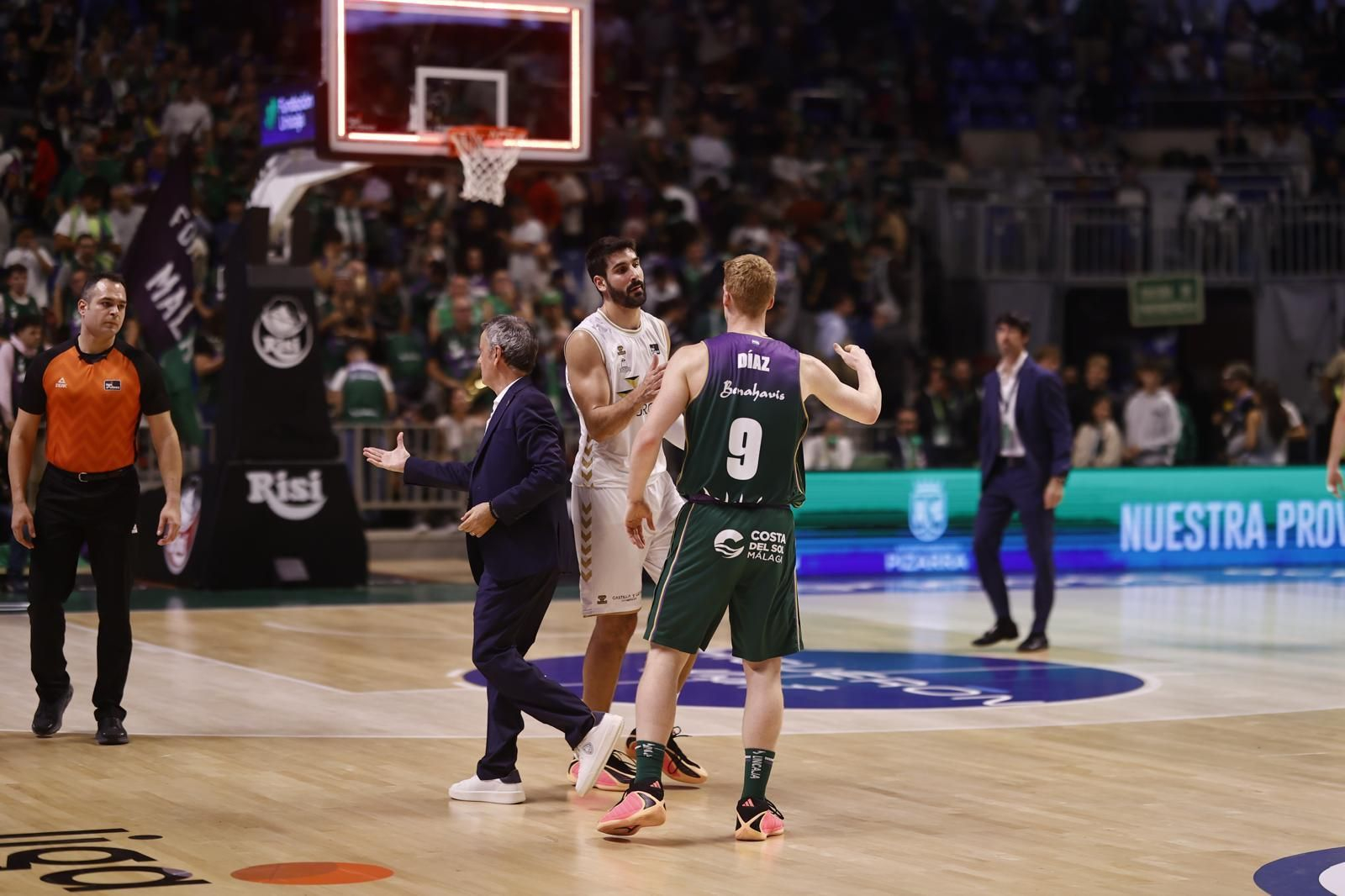 El Unicaja-San Pablo Burgos, en fotos