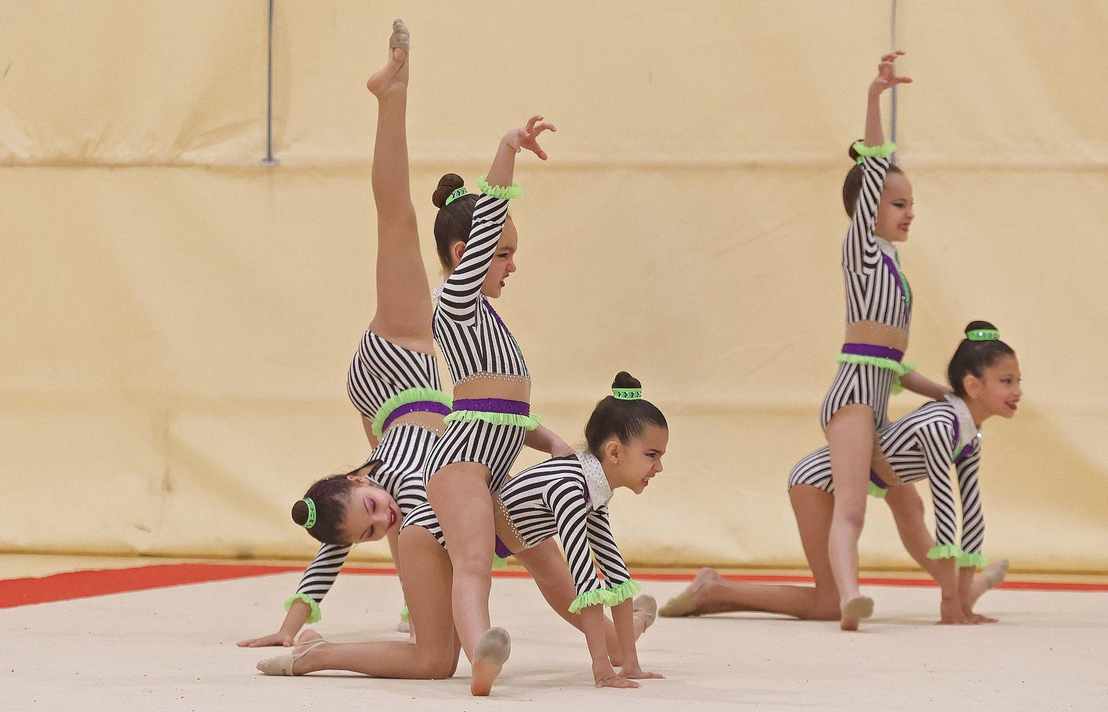 Las fotos del II Torneo de Primavera de Gimnasia Rítmica de Los Barrios