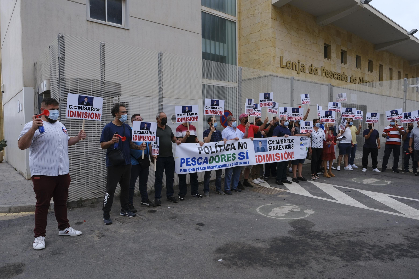 Fotogalería concentración protesta sector pesquero. Almería