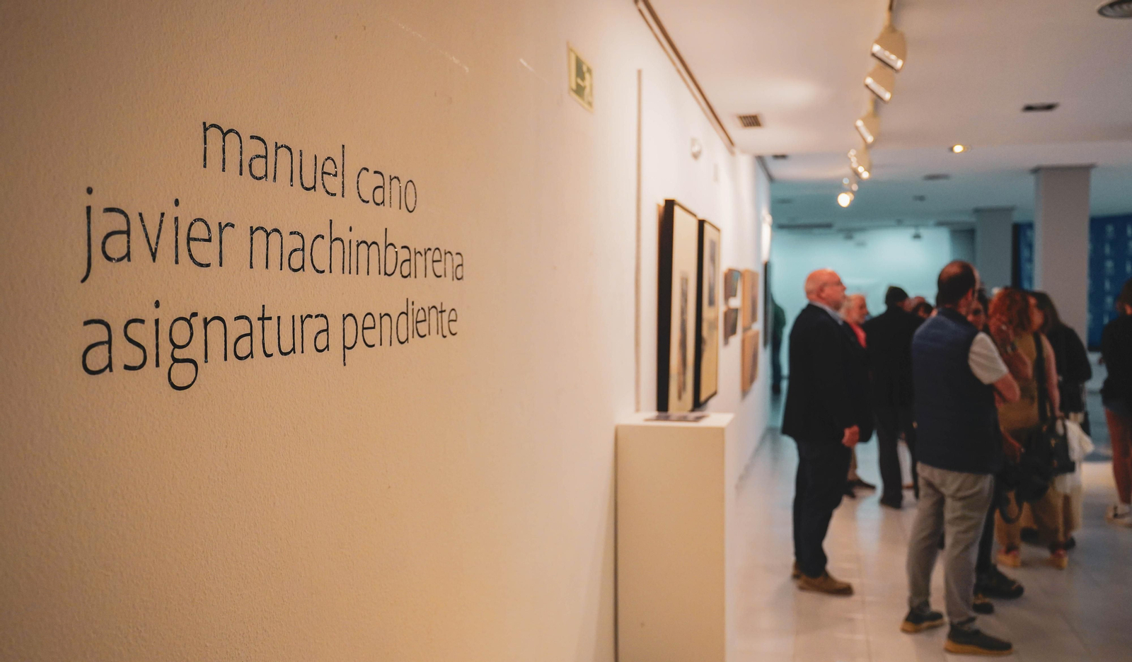 Inauguración de la exposición de Manuel Cano y Javier Machimbarrena en la sala Cajasur de Algeciras