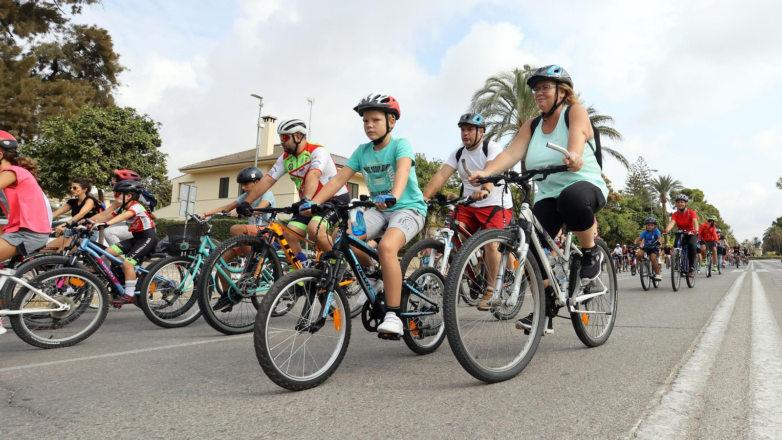 Búscate en el Día de la Bici Amistad por Jerez