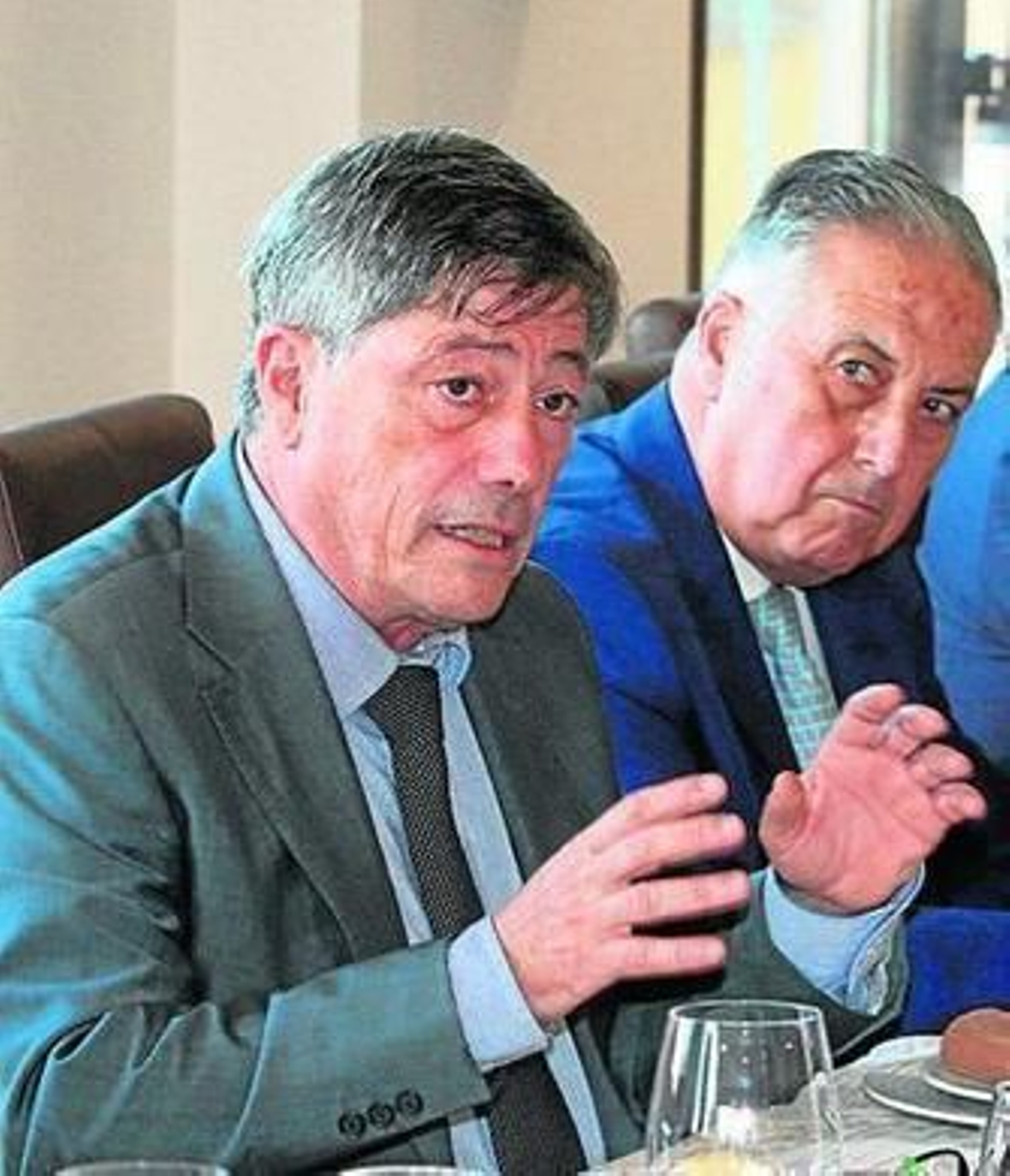 Salgueiro, junto a Enrique Pérez Viguera.