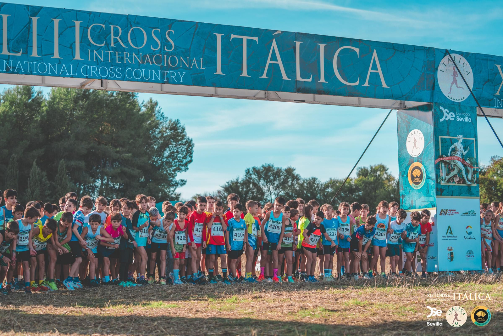 Búscate en las fotos del Cross de Itálica 2025 | 9