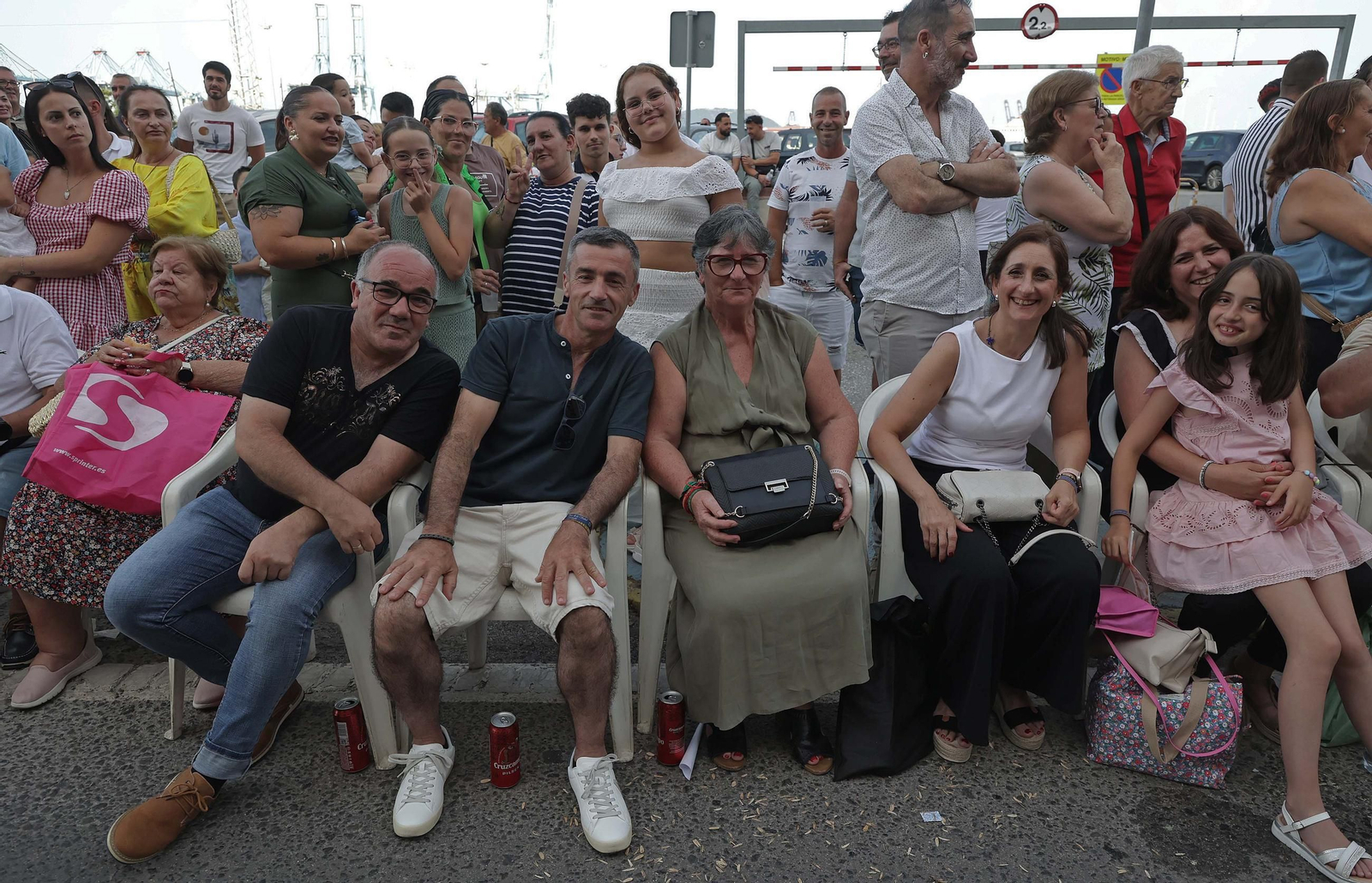 Búscate en las fotos de la cabalgata de la Feria Real de Algeciras 2025