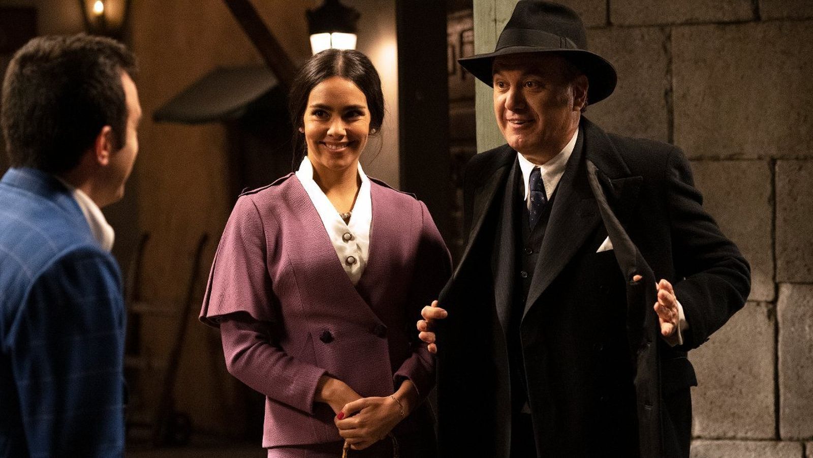 Cristina Pedroche y Roberto Brasero en el capítulo final