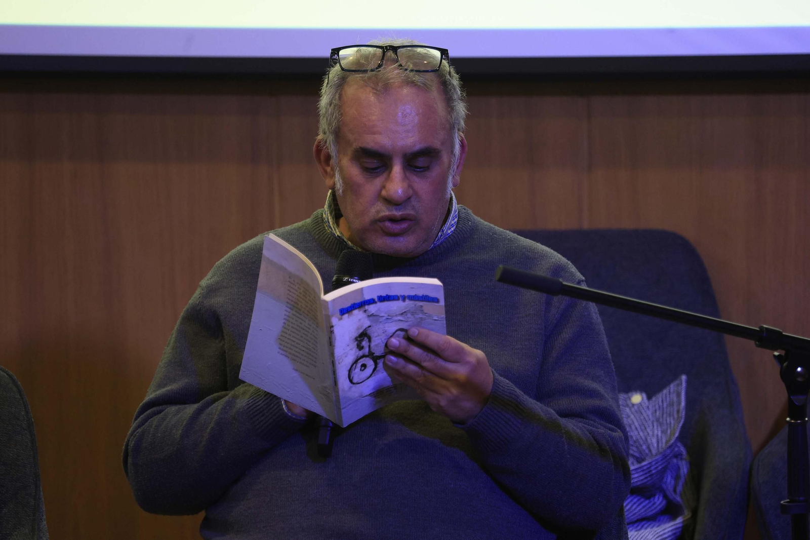 Las fotos de la entrega del Premio Rafael Viso 2025 para jóvenes creadores a la cantante algecireña Naomí Santos