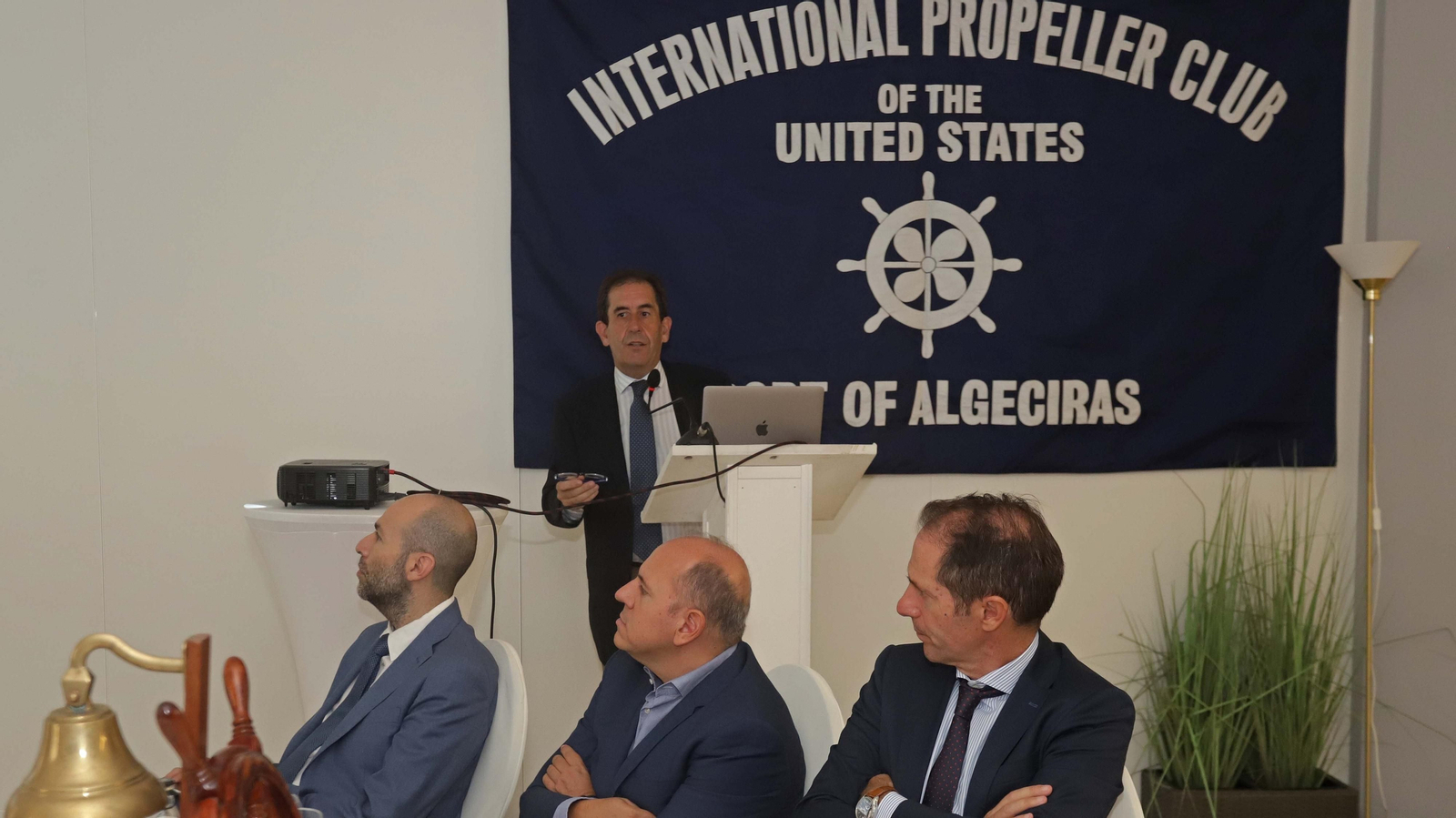 Fotos del almuerzo del Propeller Club en el hotel Alborán de Algeciras