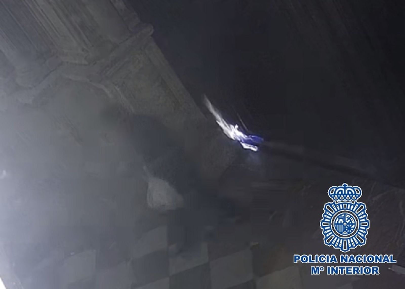 Individuo que intentó quemar una de las puertas de la Catedral.