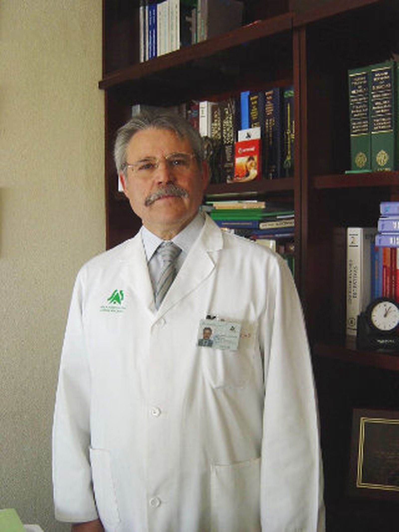 Honores a una vida dedicada a la medicina