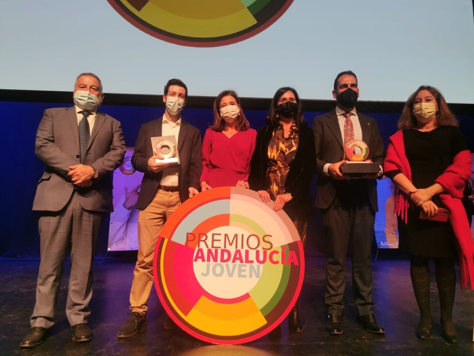 Foto de los dos gaditanos premiados.