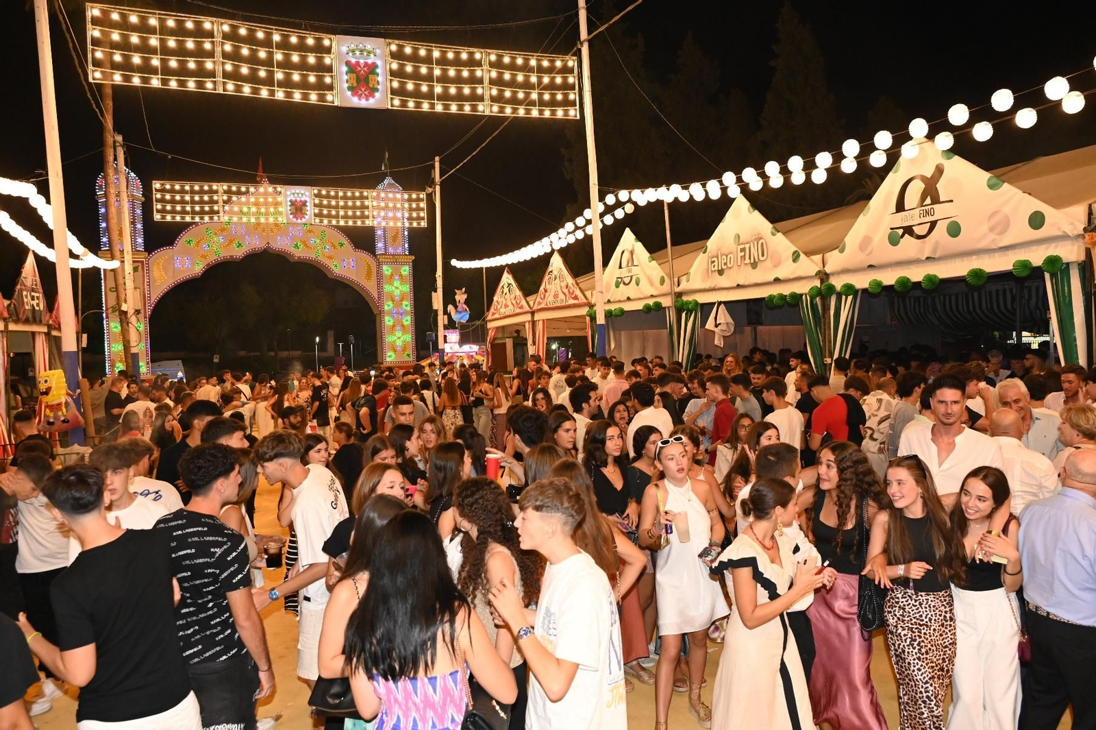 Ambiente de la Feria de Tomares.