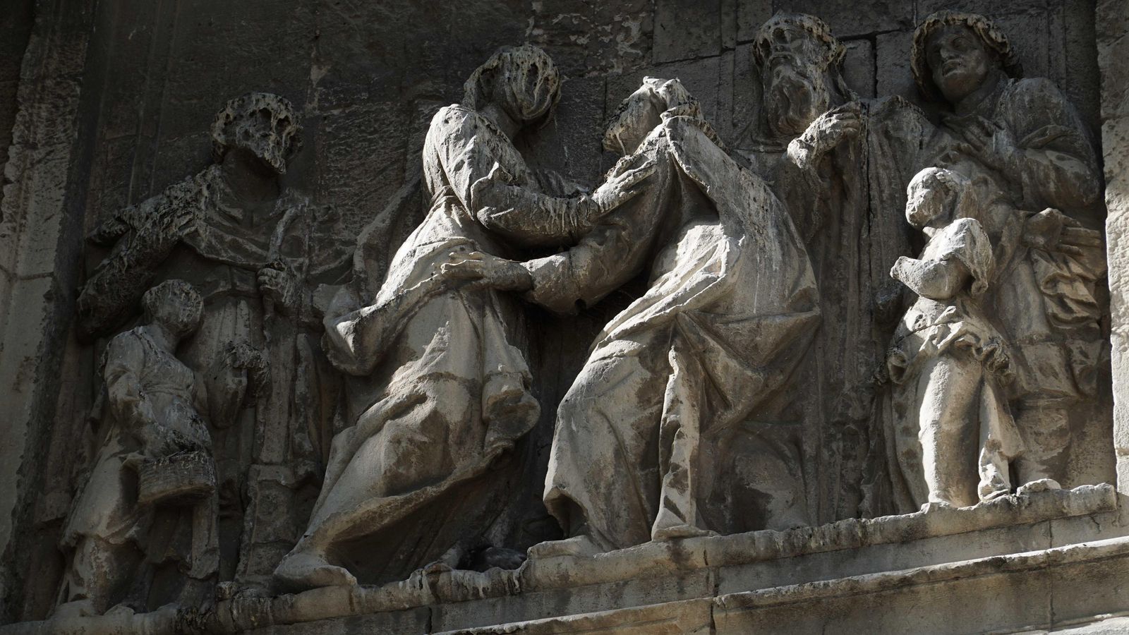 Detalle del relieve realizado por Andrés de Ocampo.