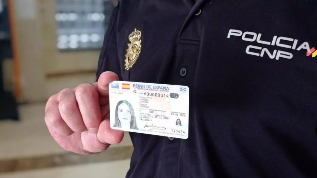 La pesadilla de una joven a la que le roban el DNI, suplantan su identidad y ahora está acusada de estafa