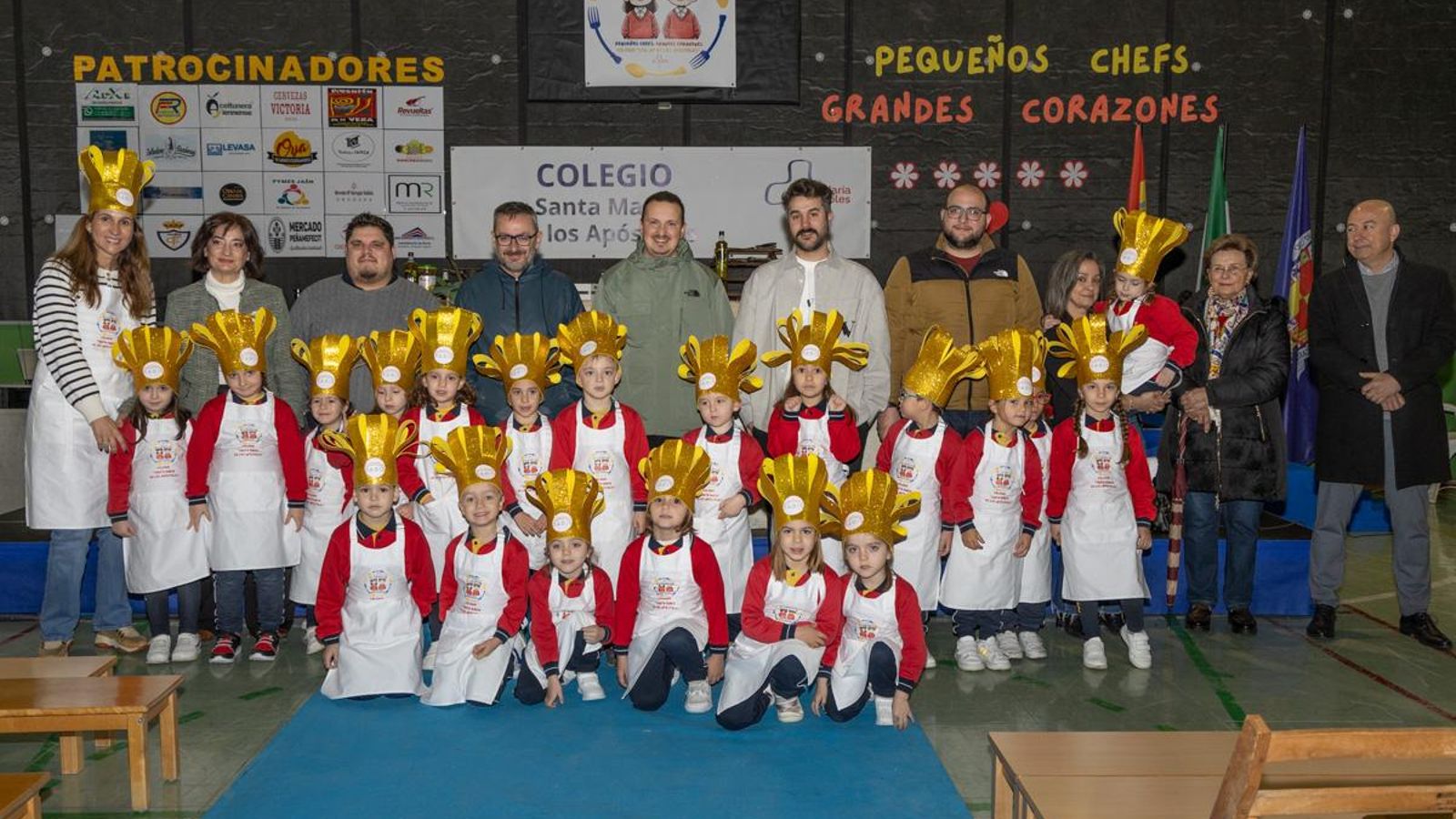 'Pequeños Chefs' la actividad que los chefs estrella Michelin realizan con el alumnado del Colegio Santa María de Los Apóstoles