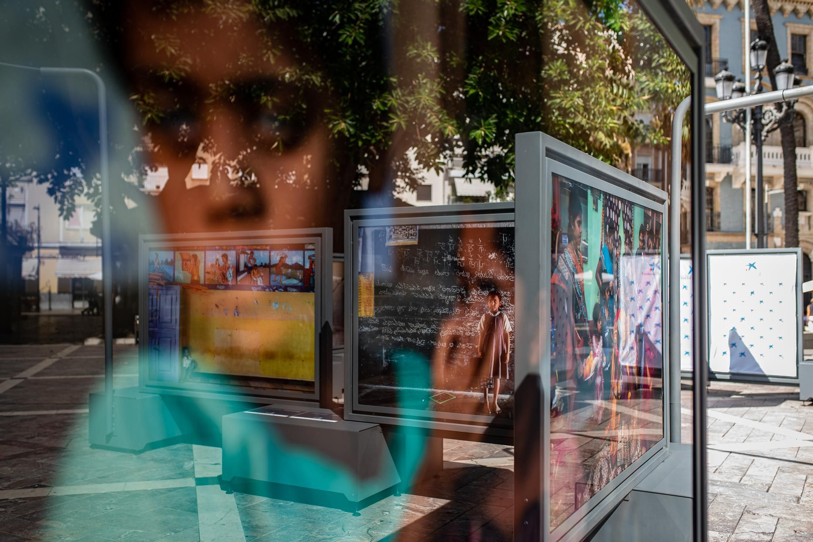 La presentación de la exposición de Cristina García Rodero "Tierra de Sueños" en imágenes