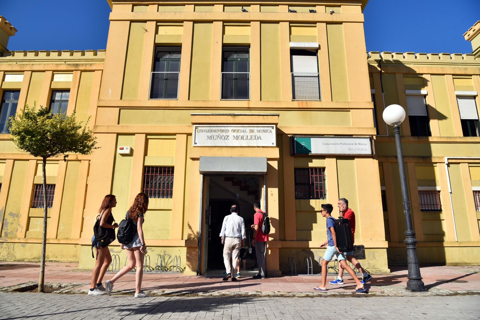 El conservatorio de música Muñoz Molleda de La Línea.