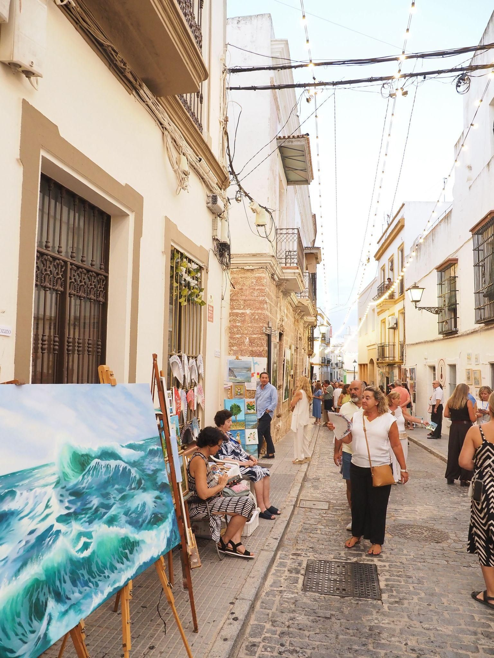 Paseo por el Arte de Ayamonte, el mayor museo efímero a cielo abierto, en imágenes
