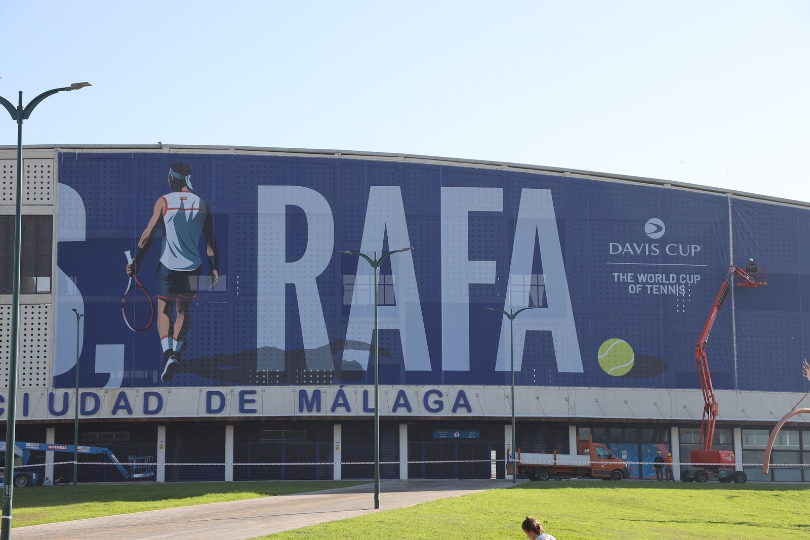 La pancarta de despedida de Rafa Nadal en el Ciudad de Málaga, en imágenes