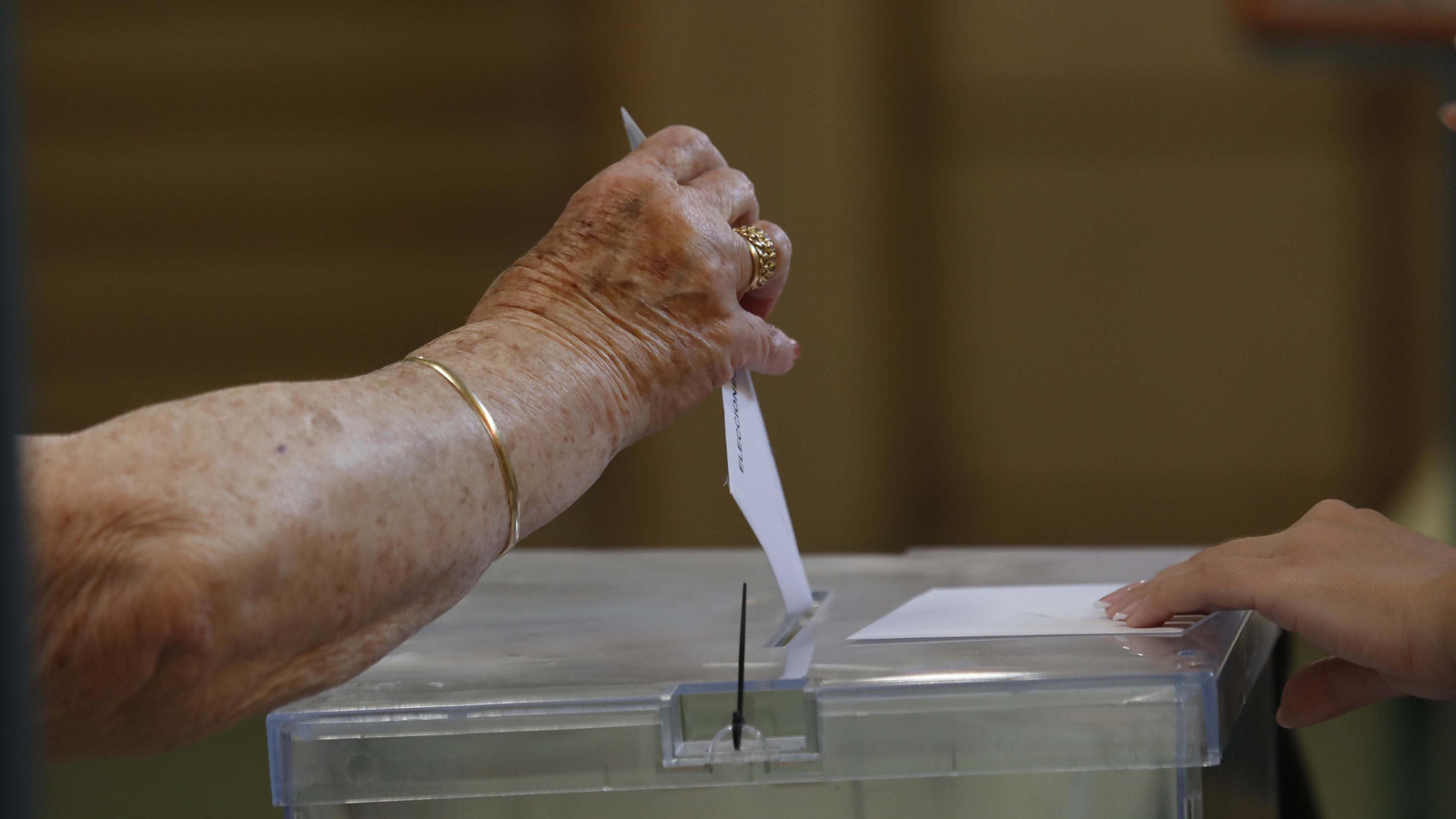 Fotos de la jornada electoral en La Línea
