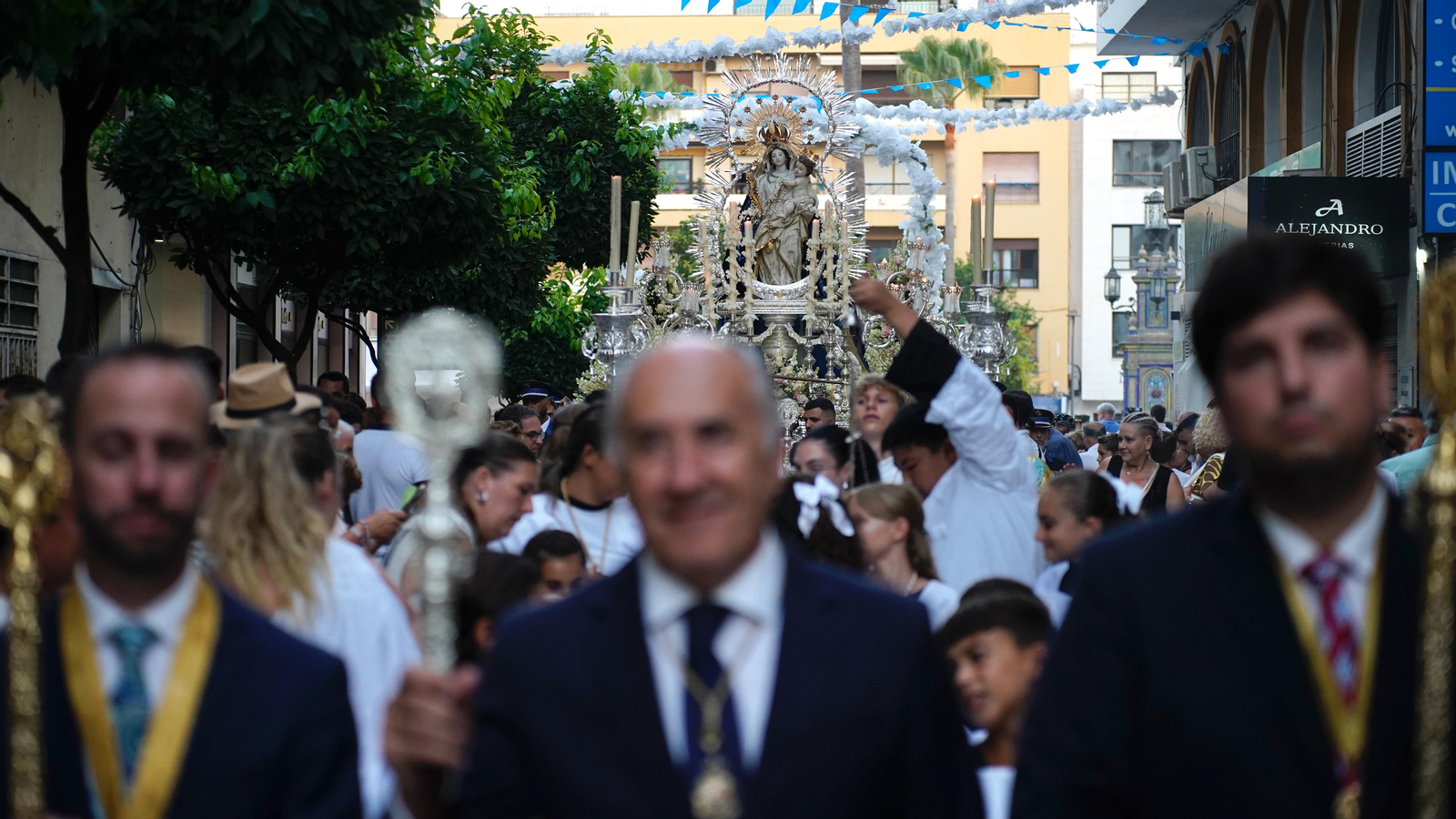 Las fotos de la procesion de la Virgen de la Palma por el cenro de Algeciras