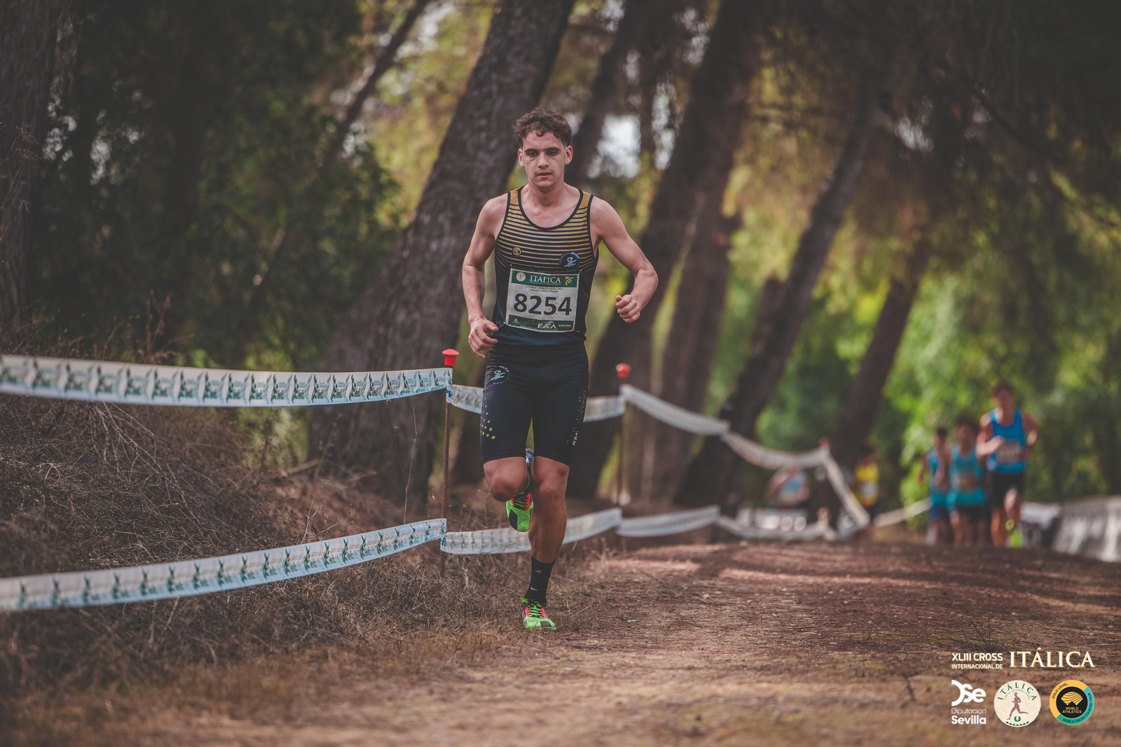 Búscate en las fotos del Cross de Itálica 2025 | 4
